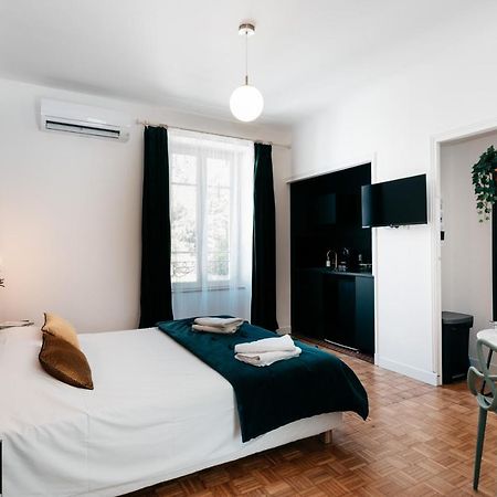 Les Precieuses Suites & Spa II Авиньон Экстерьер фото